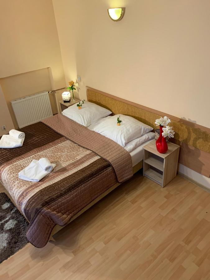 Ow Meduza I Biala Mewa Hotel Мендзиздрое Екстериор снимка